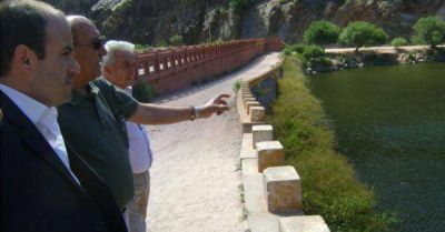 Ambiente contin�a realizando acciones de remediaci�n en el dique Los Sauces