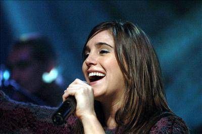 Soledad, Gustavo Cordera y Karina en el festival de m�sica popular