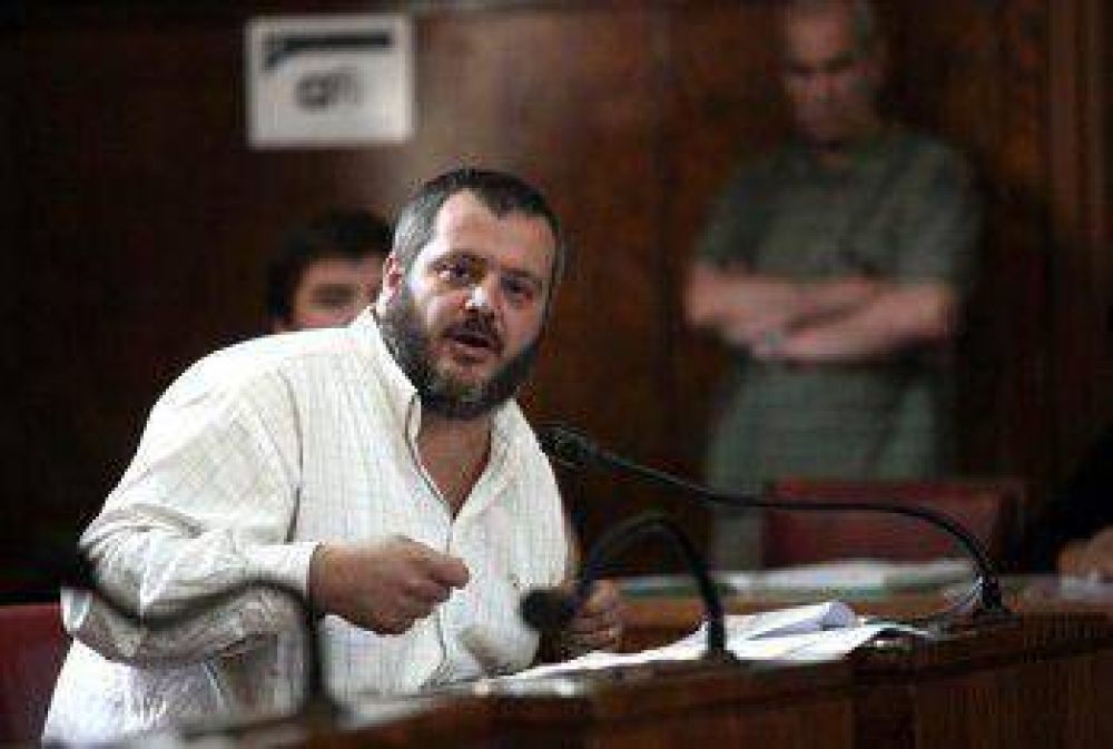 Maiorano critic� duramente designaciones de empleados en el municipio