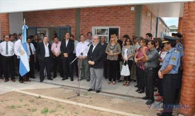 Se inauguraron obras para jubilados, ex combatientes y m�s electrificaci�n rural