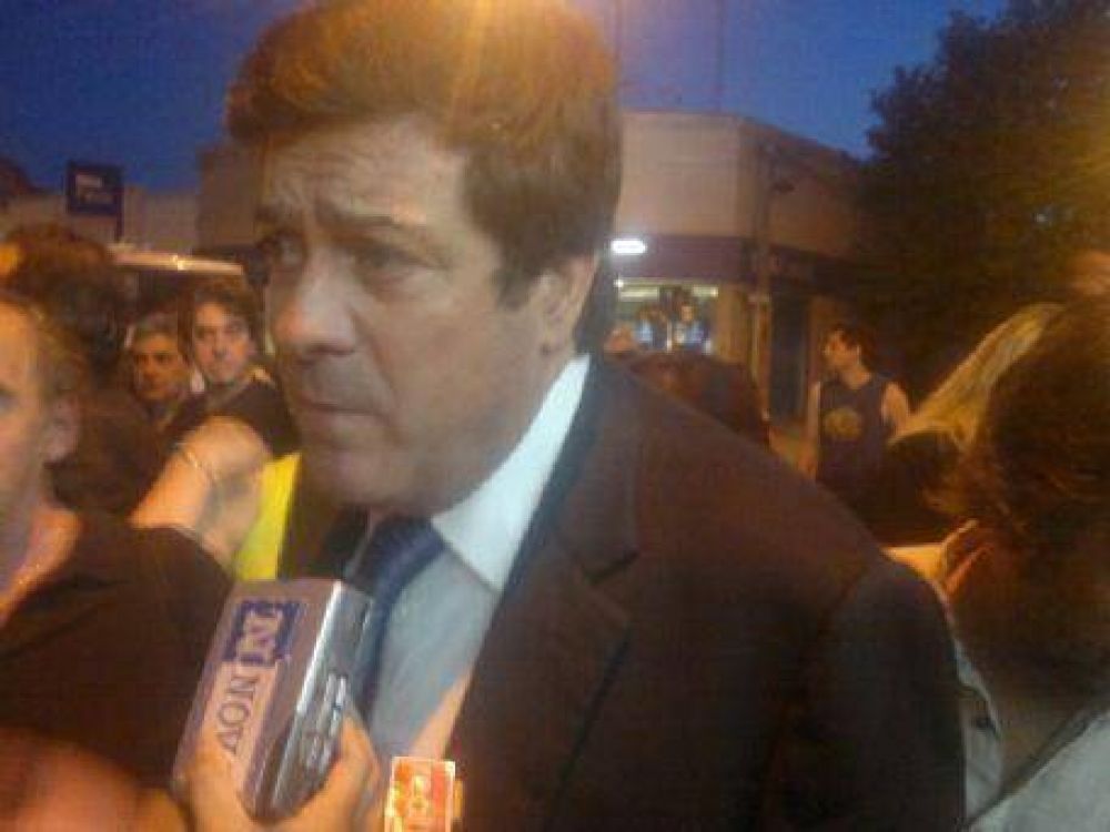 Gabriel Mariotto visit� Berisso: �La ciudad derrama peronismo por los poros�