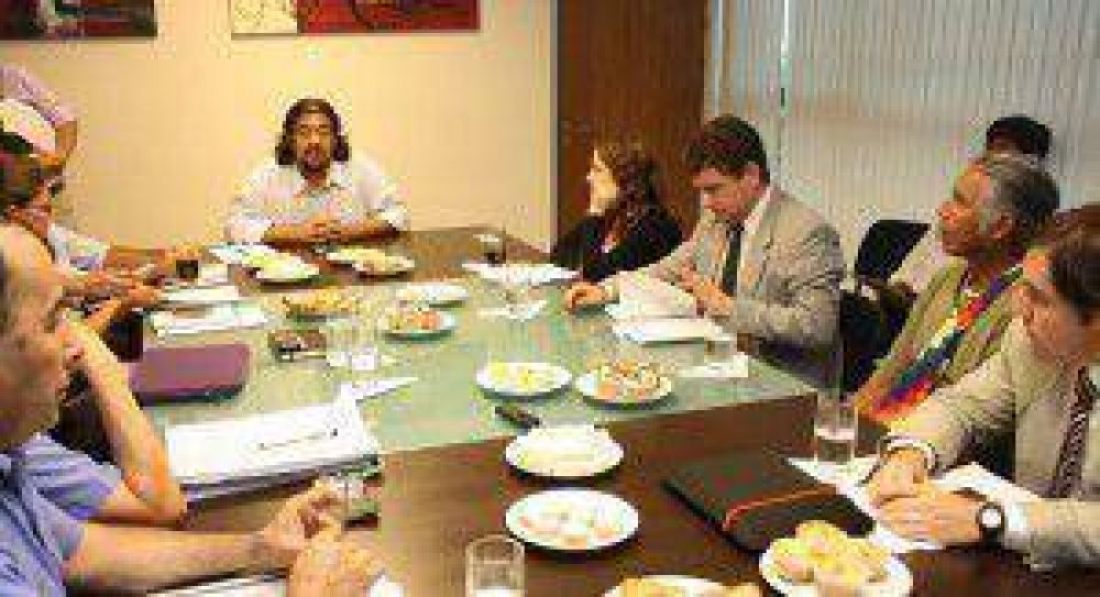 El gobierno profundiza dialogo con un sector aborigen de La Primavera