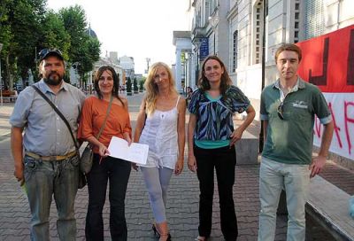La oposici�n reclama que el Municipio se haga cargo de la situaci�n de los comedores