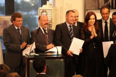 La Presidenta entreg� a Inza 600 mil pesos para obras en el PIDA2