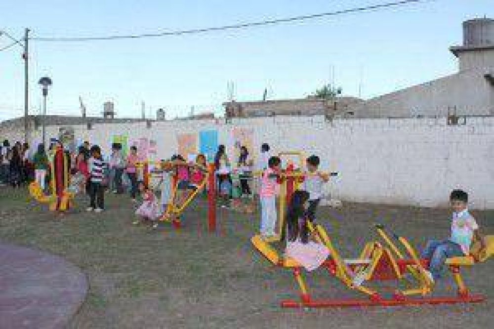 Se inaugur� el Gimnasio Urbano n�mero 14 