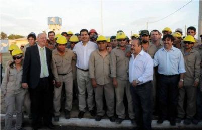 Capitanich inaugur� obras en Santa Sylvina que "garantizan el sendero del progreso"