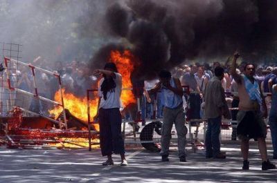 Rinden homenaje a las v�ctimas de la represi�n del 19 y 20 de diciembre de 2001