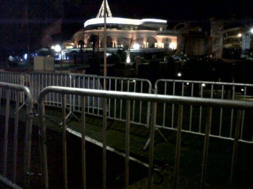 Carlos Paz: La tormenta pas� por agua la Fiesta de Apertura 