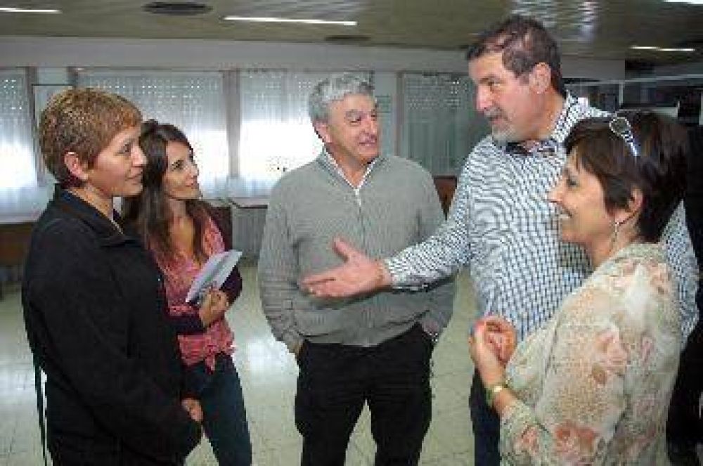 Nora Jofr� reemplazar� al edil Grand�n