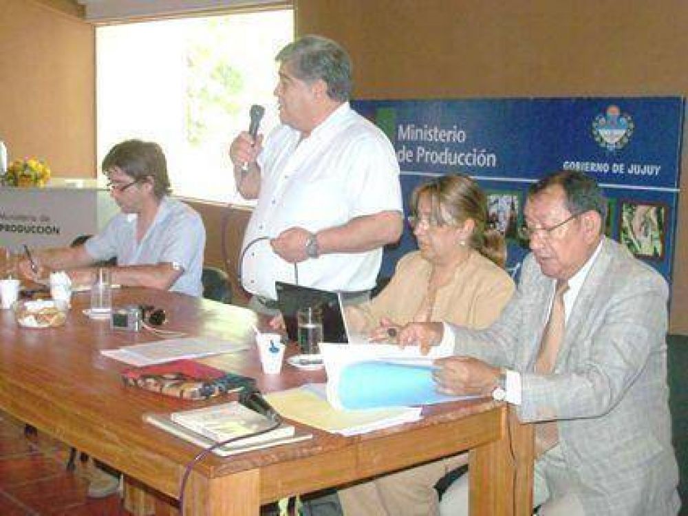 Fortalecen el di�logo  Por el desarrollo minero 