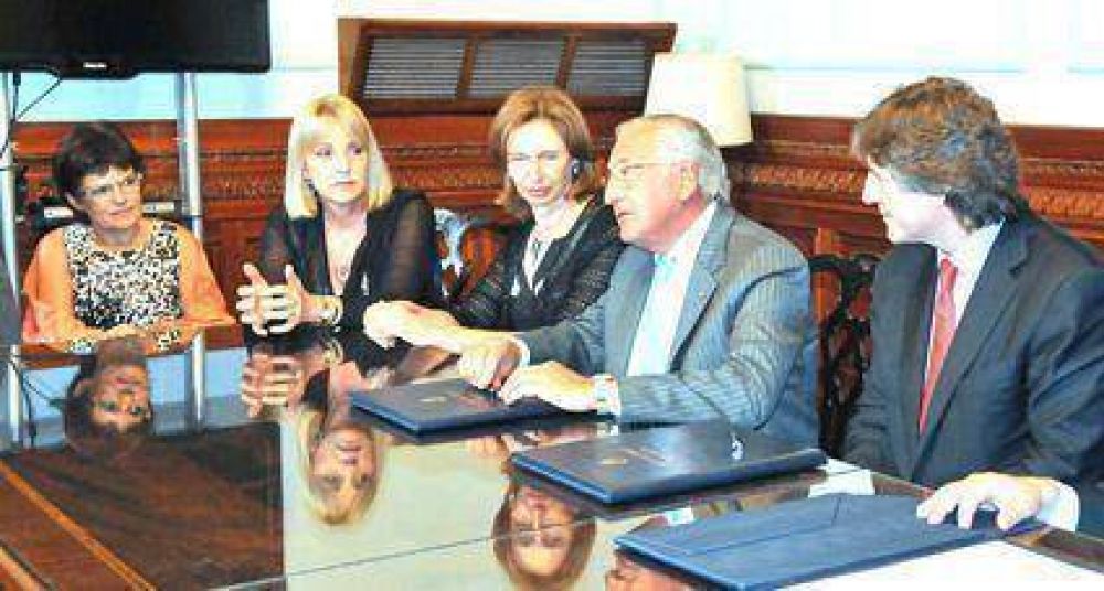 Procuran el resguardo de obras  De Lola Mora 