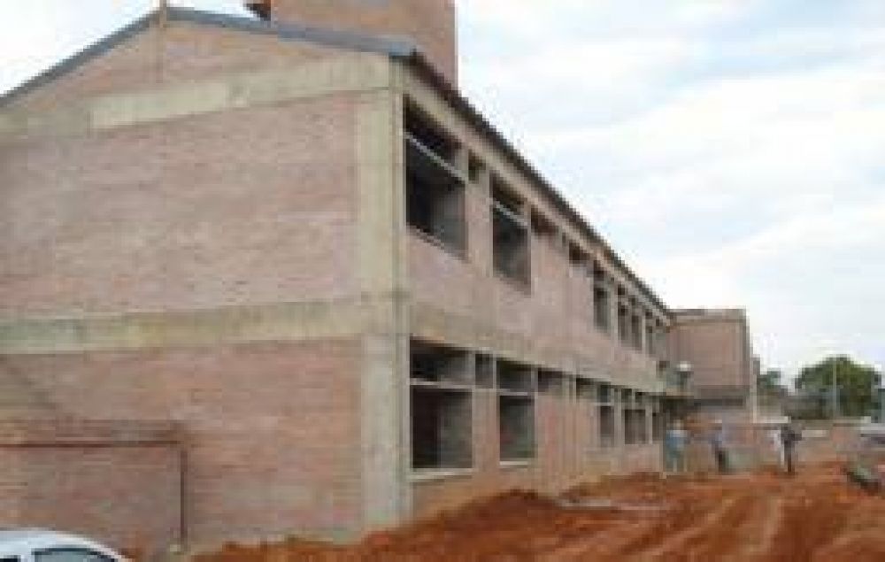 El 2013 arranca con m�s de una docena de nuevas escuelas p�blicas
