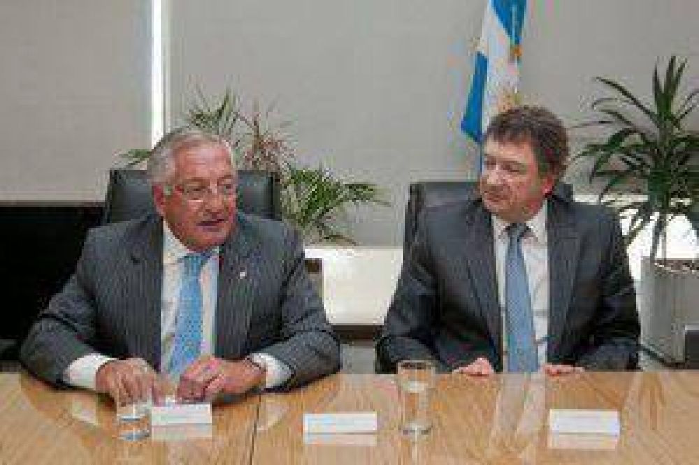 Fellner destac� la decisi�n pol�tica de la presidenta de acompa�ar la producci�n tabacalera