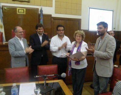 Declaran �Ciudadano Ejemplar� post mortem al doctor Battaglia