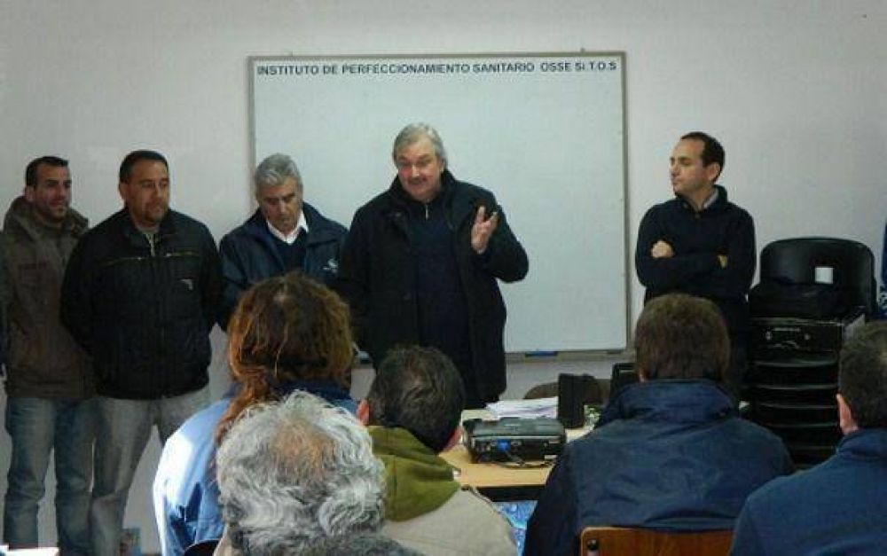 Sin la firma de Dell Olio, OSSE present� el Presupuesto 2013 con suba en la tarifa