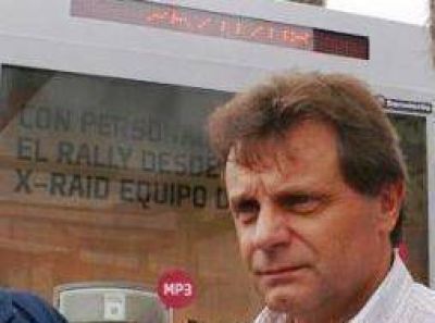 Conformismo de la Municipalidad con las "paradas inteligentes" del transporte