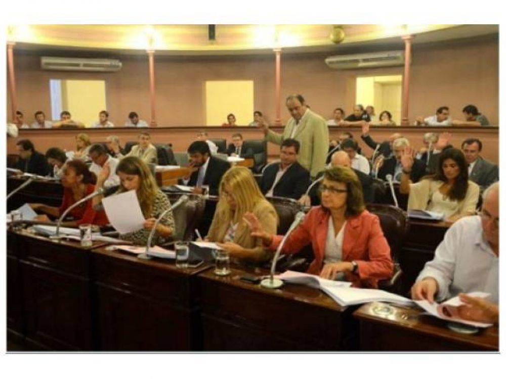 Diputados aprob� la ley del cierre de todos los prost�bulos