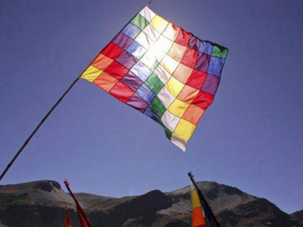 Proponen traducir la Constituci�n provincial al toba y mocov�