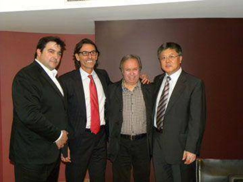 Provincia firm� con Sinopec obra de agua para zona norte