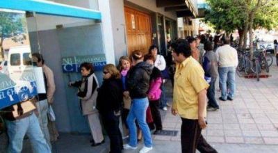 El gobierno adelant� un d�a el pago del aguinaldo