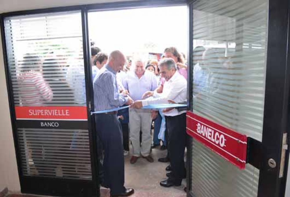Inauguraron un cajero del Banco Supervielle
