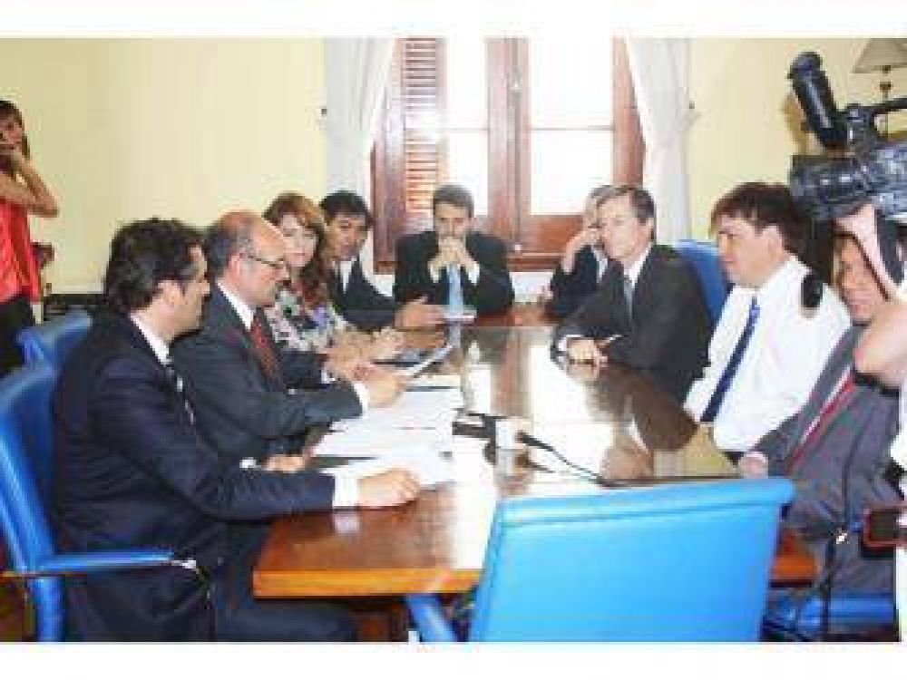 Se instalar� en Mencu� un m�dulo de abastecimiento de combustible de YPF
