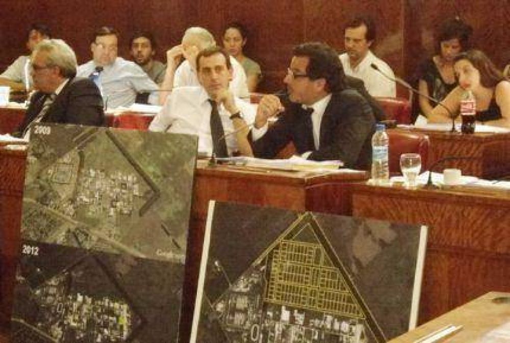 Acci�n Marplatense aprob� nuevo endeudamiento para ampliar el Parque Industrial