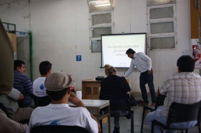 Segunda fase de la capacitaci�n para personal de campo de San Luis Agua