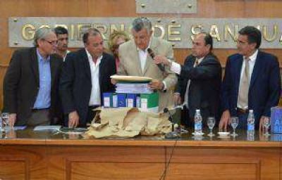 Dos empresas sanjuaninas, entre las que buscan construir el edificio de la OSP