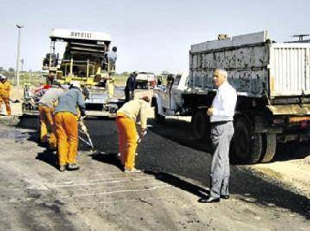 Reasfaltado de G�emes: abrieron los sobres licitatorios