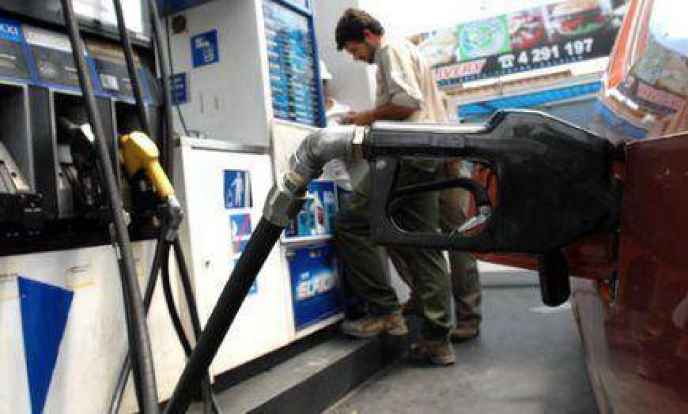 Aseguran que no habr� faltante de combustible en las Fiestas 