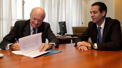 Bancos de Entre R�os y Santa Fe firman acuerdo para apoyar a Pymes