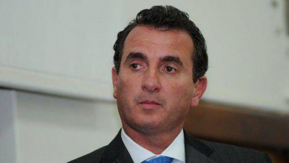 P�rez tendr�a su presupuesto sin superpoderes y con menos endeudamiento