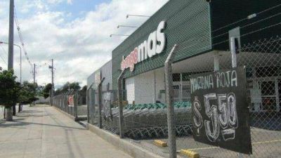 Comerciantes de Banda del R�o Sal�, aterrorizados por el fantasma de 2001