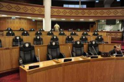 Habilitar�n al Ipvdu a construir casas sin licitaci�n