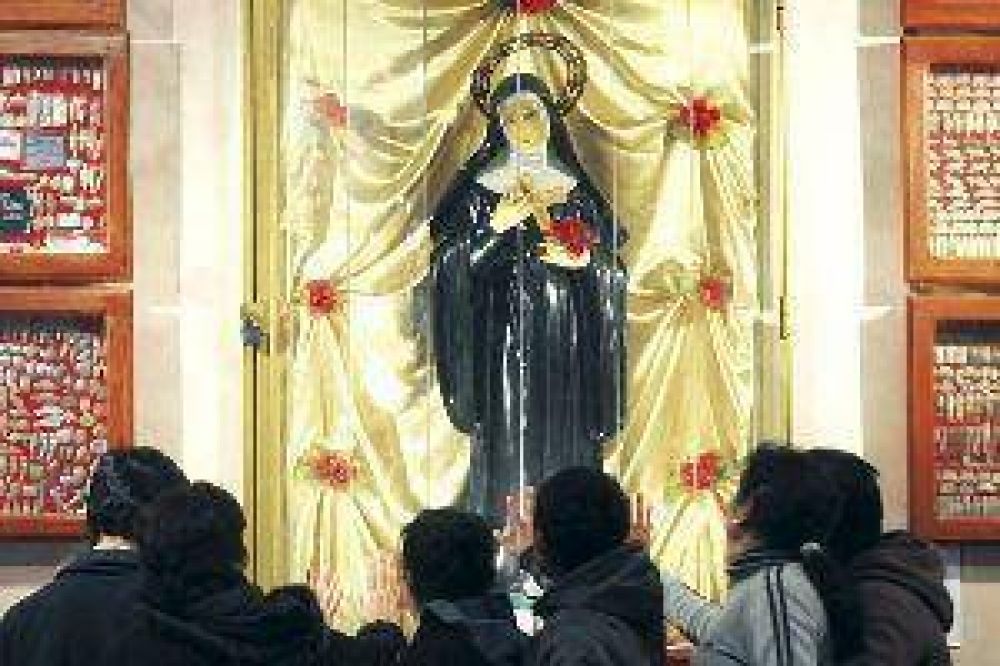 Ma�ana se realizar�n los cultos mensuales en honor a Santa Rita 