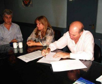 El municipio firm� un convenio con la UNR