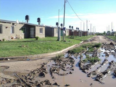 �Si pagamos los impuestos tenemos derecho a que nos arreglen la calle�