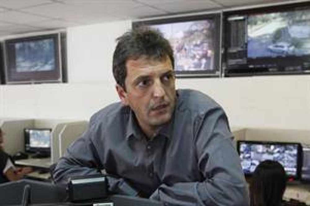 Massa: "Esto es inexplicable si detr�s no hay agitadores abusando de sectores marginales"