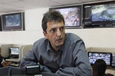 Massa: "Esto es inexplicable si detr�s no hay agitadores abusando de sectores marginales"