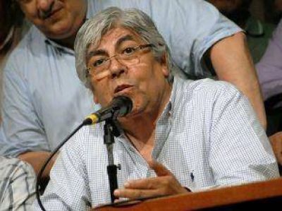 Moyano: "Los camioneros somos v�ctimas, no victimarios de los saqueos"