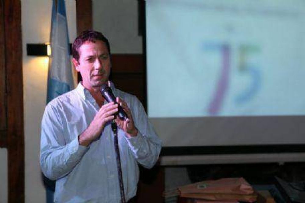Grave crisis en el Club Universitario involucra a consejero escolar