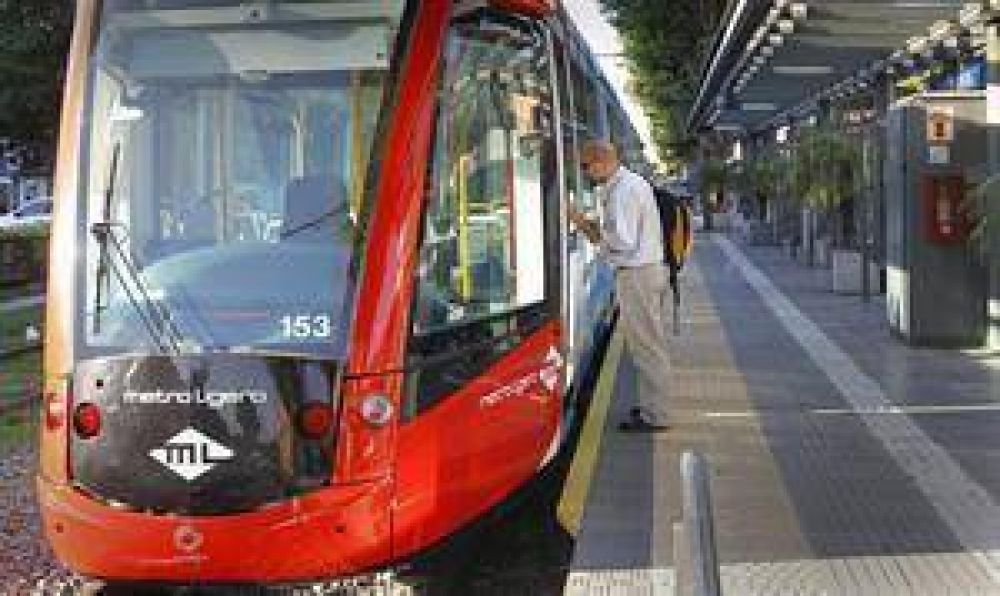 El tren de Puerto Madero, en v�a muerta