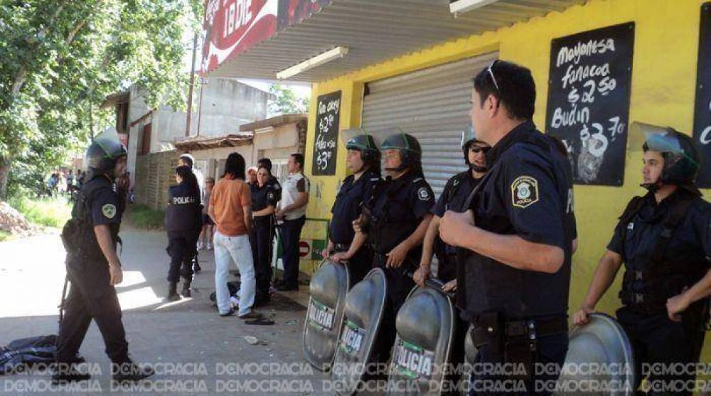 Jun�n: saqueo y tiros en un supermercado