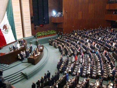 El Congreso mexicano aprob� la reforma educativa