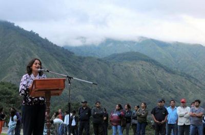 La gobernadora Corpacci abri� el �Verano 2013� en Aconquija