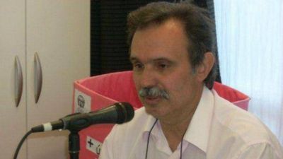 UCR: V�zquez perdi� en noviembre pero espera su regalo de navidad
