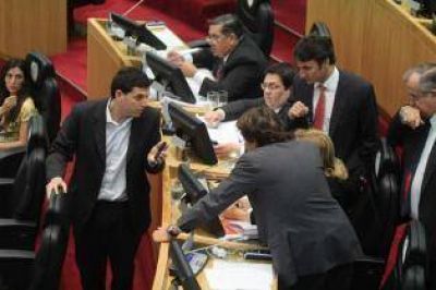 El alperovichismo utiliz� la �ltima sesi�n del a�o para enmendar errores que cometi� durante 2012