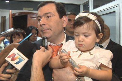 Zamora sobre los saqueos: "Esto no puede empa�ar a un pa�s que debe pasar las fiestas en paz"