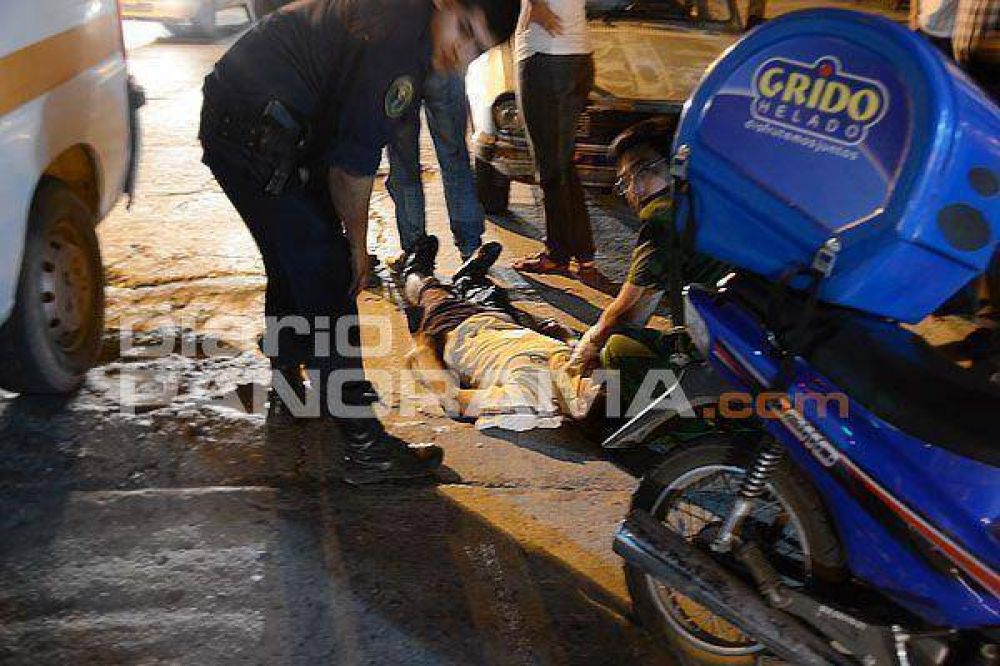 Abri� la puerta del auto y provoc� la ca�da de un motociclista